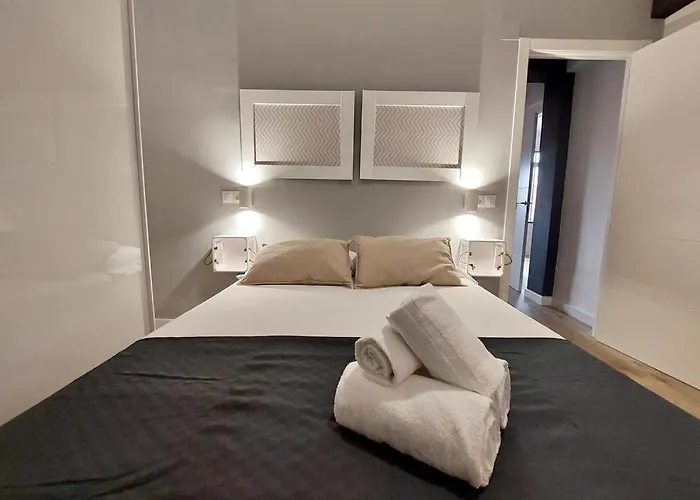 роскошная на San Bartolome 马拉加