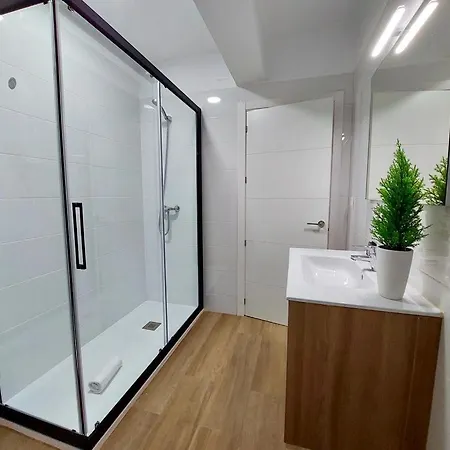 роскошная квартира на San Bartolomé Apartman Málaga